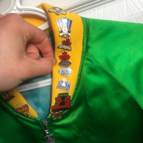 Vintage CFL Edmonton Eskimos Bomber Jacket - never been worn - Picture 3 of 3